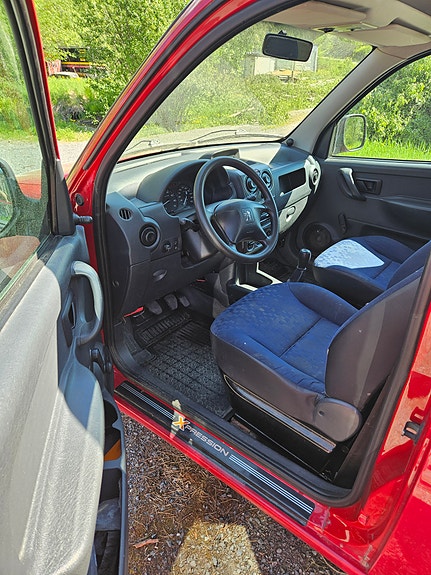 Peugeot Partner 4 of 5
