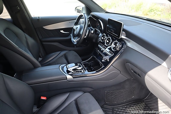 Mercedes-Benz GLC220 d 4 of 5