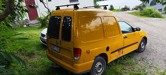 Volkswagen Caddy 2 of 5