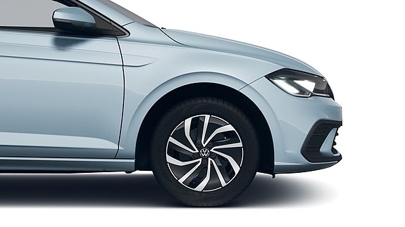 Volkswagen Polo 13 of 18