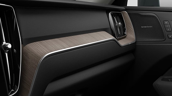 Volvo XC60 20 of 24
