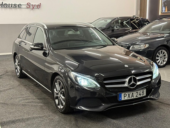 Mercedes-Benz C180 2 of 5