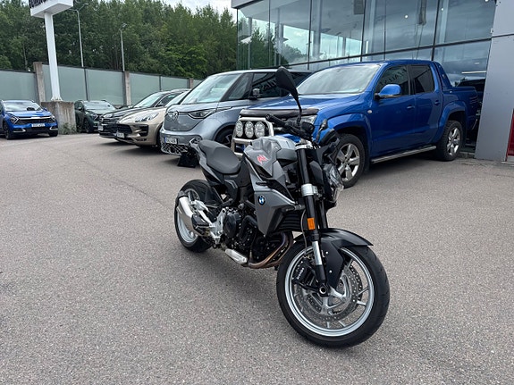 BMW F 900 R 2023 Black Storm Värmehandtag Keyless Ride Svensksåld 2 of 8