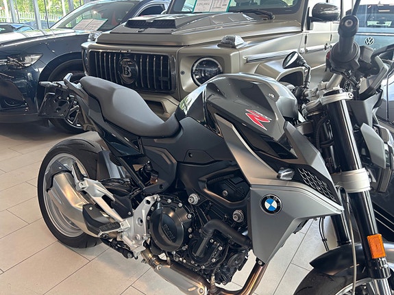 BMW F 900 R 2023 Black Storm Värmehandtag Keyless Ride Svensksåld 5 of 8