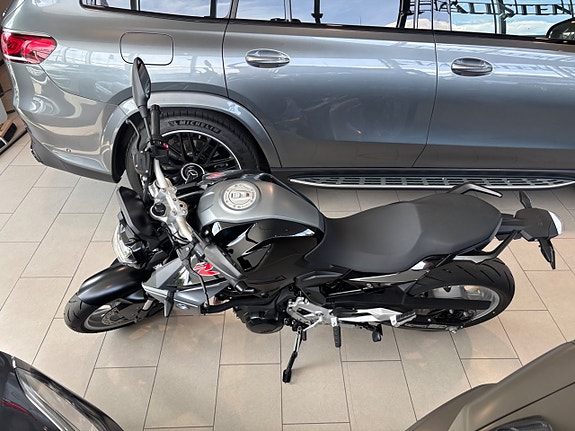 BMW F 900 R 2023 Black Storm Värmehandtag Keyless Ride Svensksåld 6 of 8