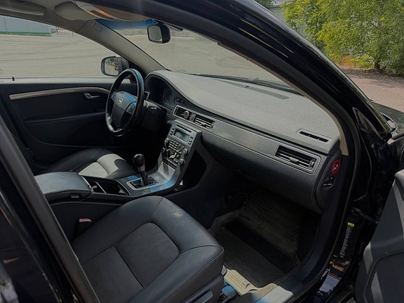Volvo S80 5 of 5