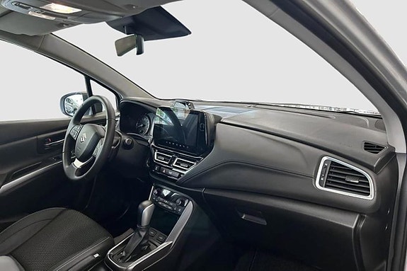 Suzuki S-Cross 6 of 11