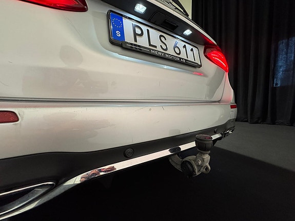 Mercedes-Benz E220 15 of 24