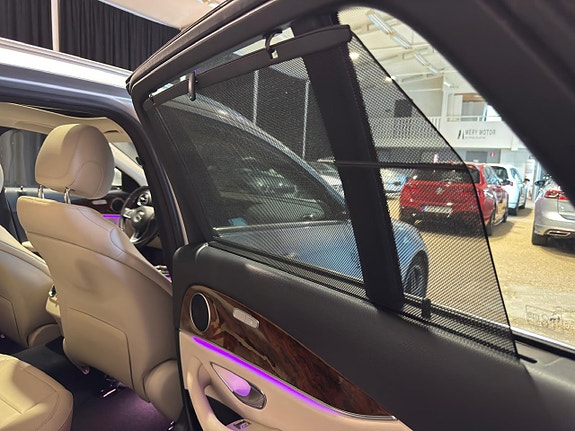Mercedes-Benz E220 14 of 24