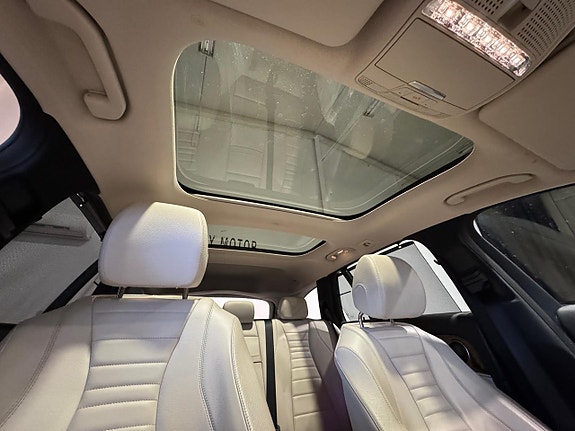 Mercedes-Benz E220 20 of 24