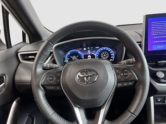 Toyota Corolla Cross 10 of 15