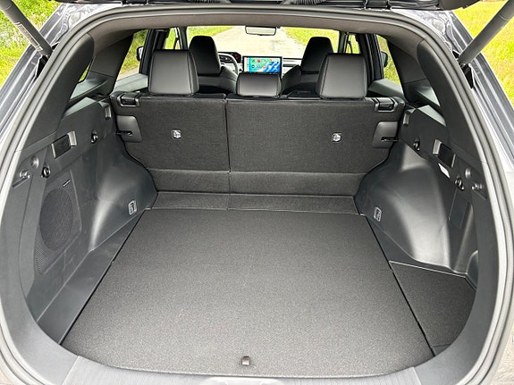 Subaru E-Outback 9 of 24