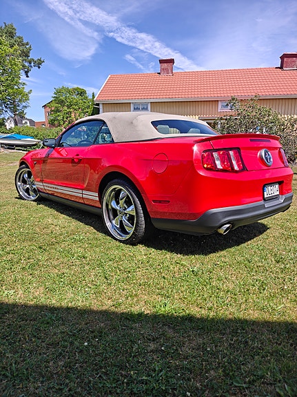 Ford Mustang 5 of 5