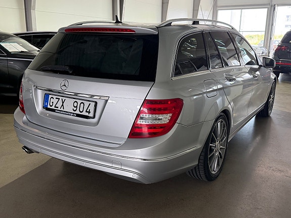 Mercedes-Benz C250 8 of 19