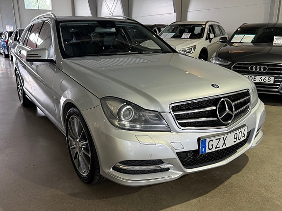 Mercedes-Benz C250 15 of 19
