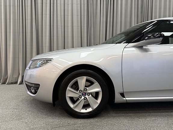 Saab 9-5 4 of 5