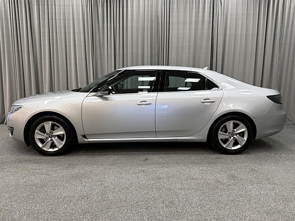 Saab 9-5 2 of 5