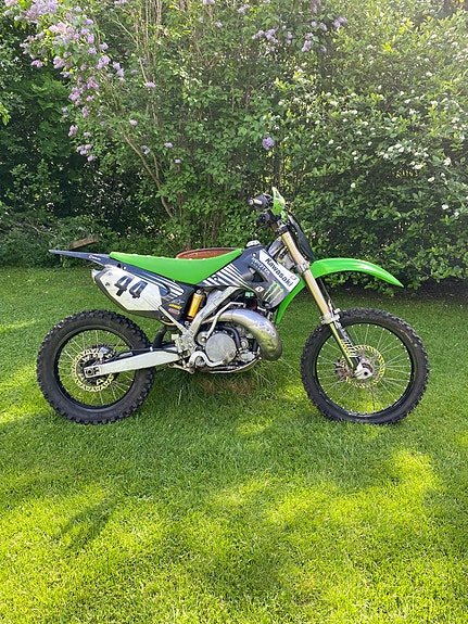 Kawasaki KX 250 3 of 4