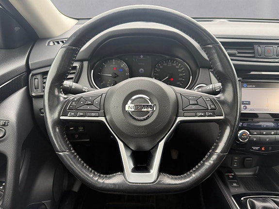 Nissan X-Trail 16 of 27