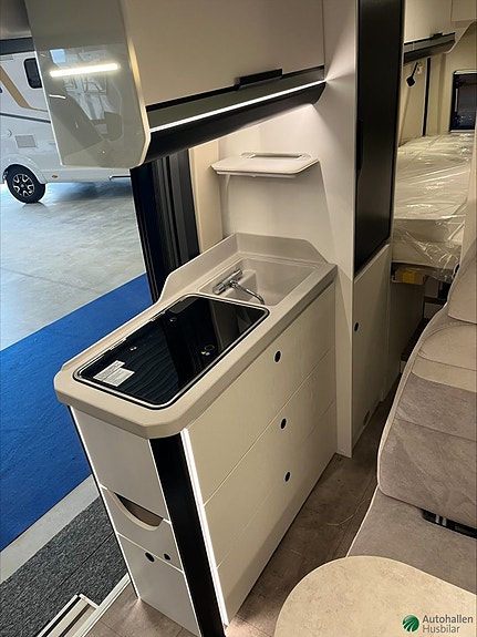 Karmann Davis 620 Lifestyle 7 of 8