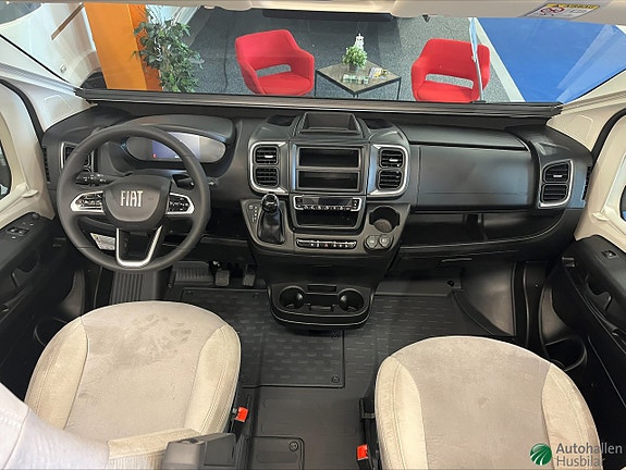 Karmann Davis 620 Lifestyle 3 of 8
