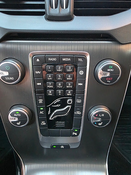 Volvo V40 13 of 27