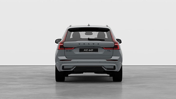 Volvo XC60 6 of 24