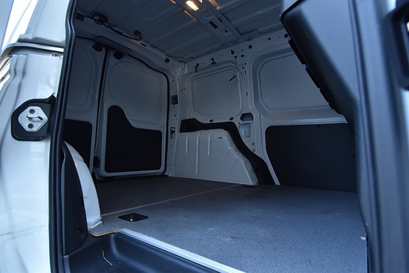 Volkswagen Caddy 12 of 24