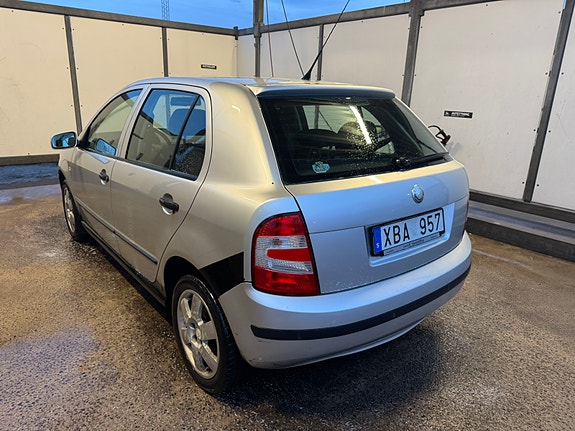 Skoda Fabia 4 of 5
