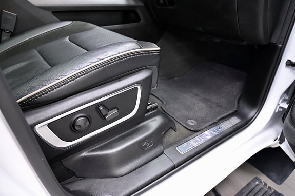 Dodge RAM 14 of 29