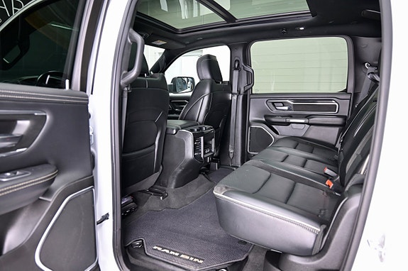 Dodge RAM 11 of 29