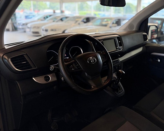 Toyota Proace Verso 9 of 16
