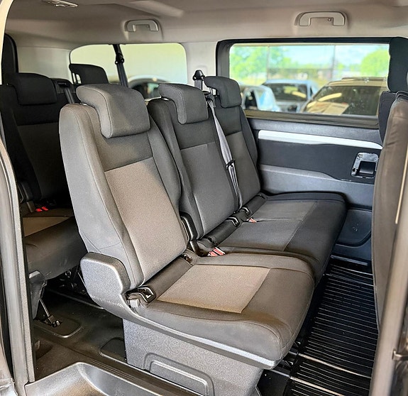 Toyota Proace Verso 14 of 16