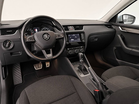 Skoda Octavia Scout 7 of 10