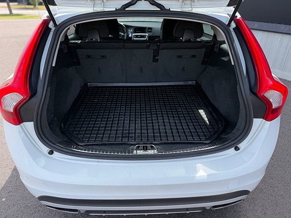 Volvo V60 17 of 25