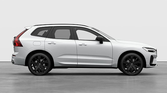 Volvo XC60 8 of 24