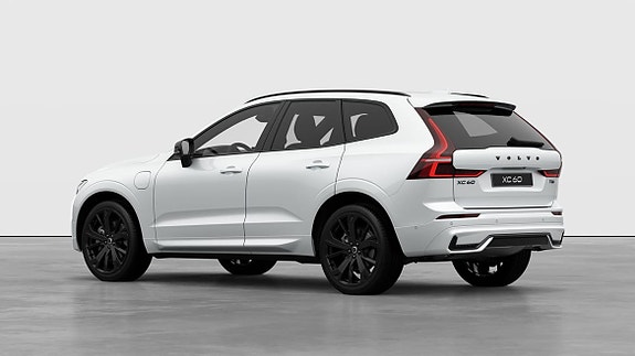 Volvo XC60 5 of 24