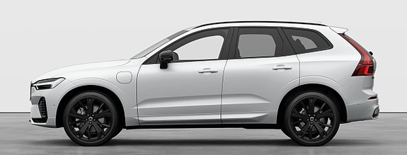 Volvo XC60 14 of 24