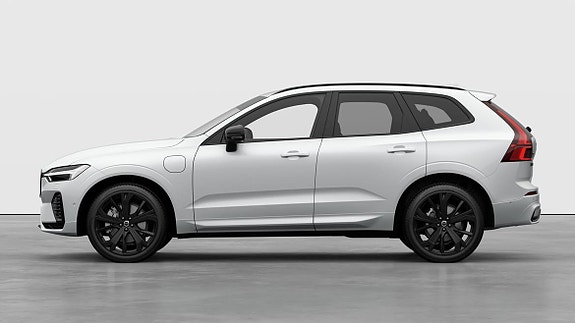 Volvo XC60 4 of 24