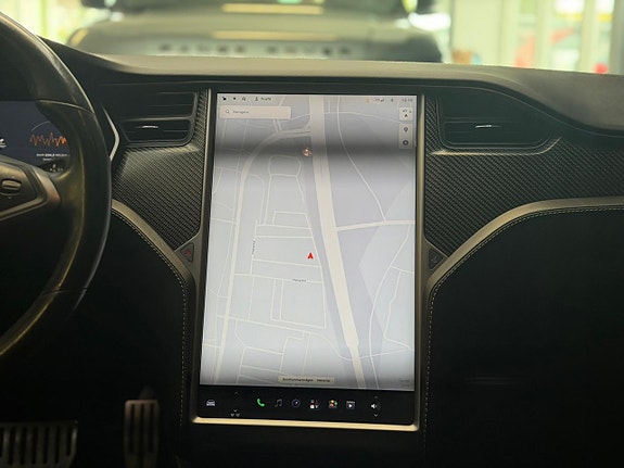 Tesla Model S 11 of 22