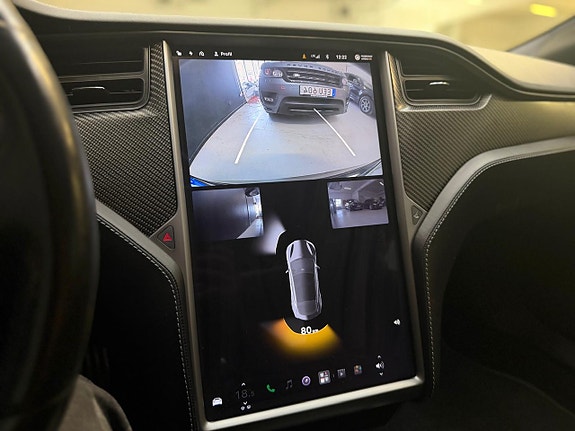 Tesla Model S 16 of 22