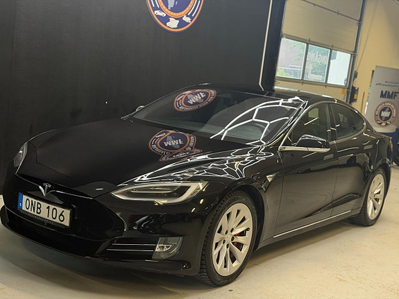 Tesla Model S 5 of 22