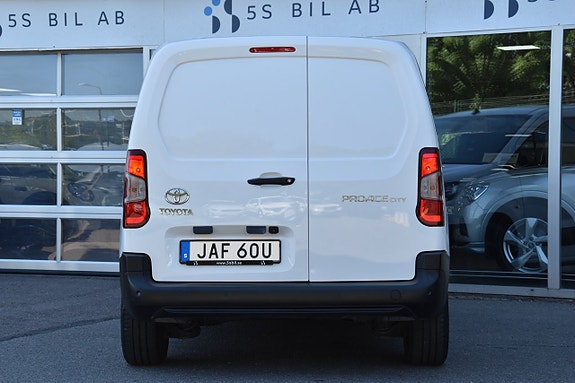 Toyota Proace City 7 of 27