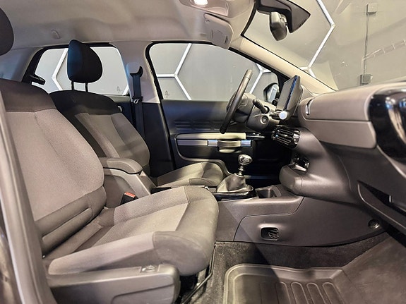 Citroen C4 Cactus 7 of 15