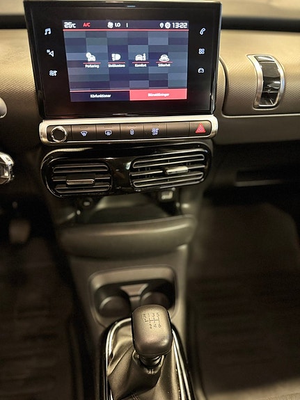 Citroen C4 Cactus 13 of 15