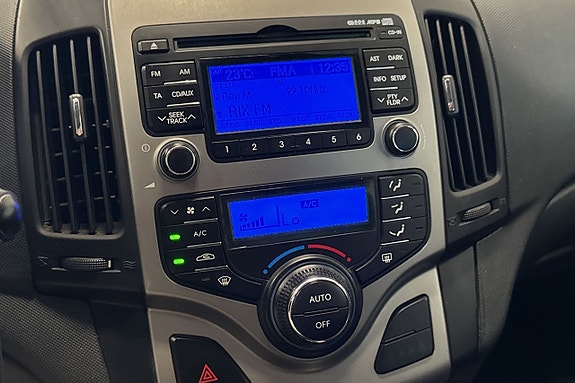 Hyundai i30 11 of 15