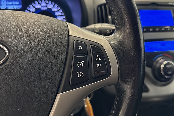 Hyundai i30 9 of 15
