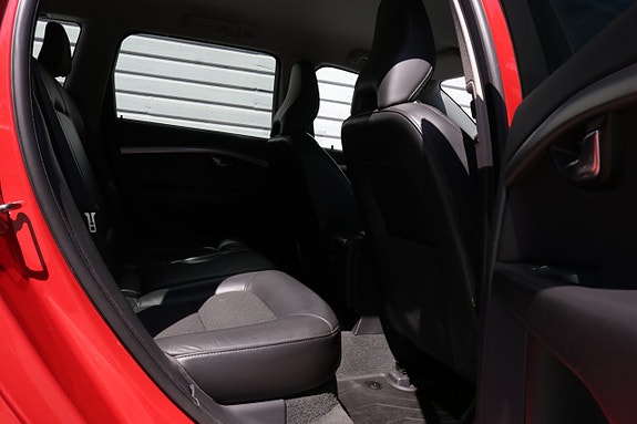 Volvo V70 10 of 13