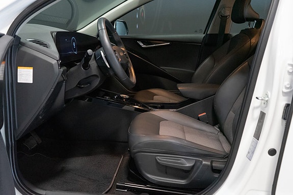 Kia Niro 11 of 18