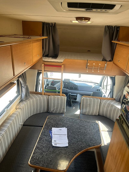 Mercedes-Benz 412d 5 of 5